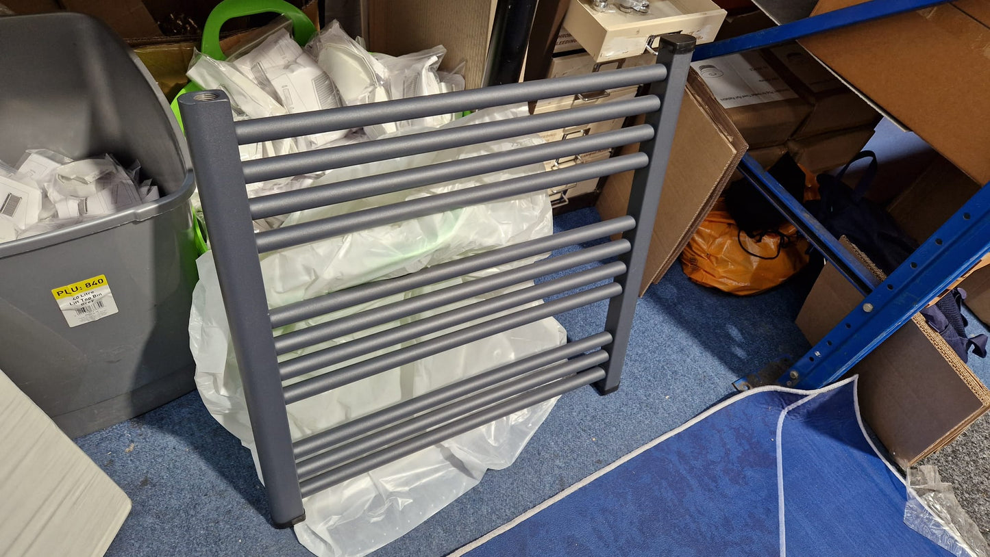  Refurbished 600mm x 600mm Anthracite Grey Heated Towel Rail Radiator | Flat Central Heating BF-01